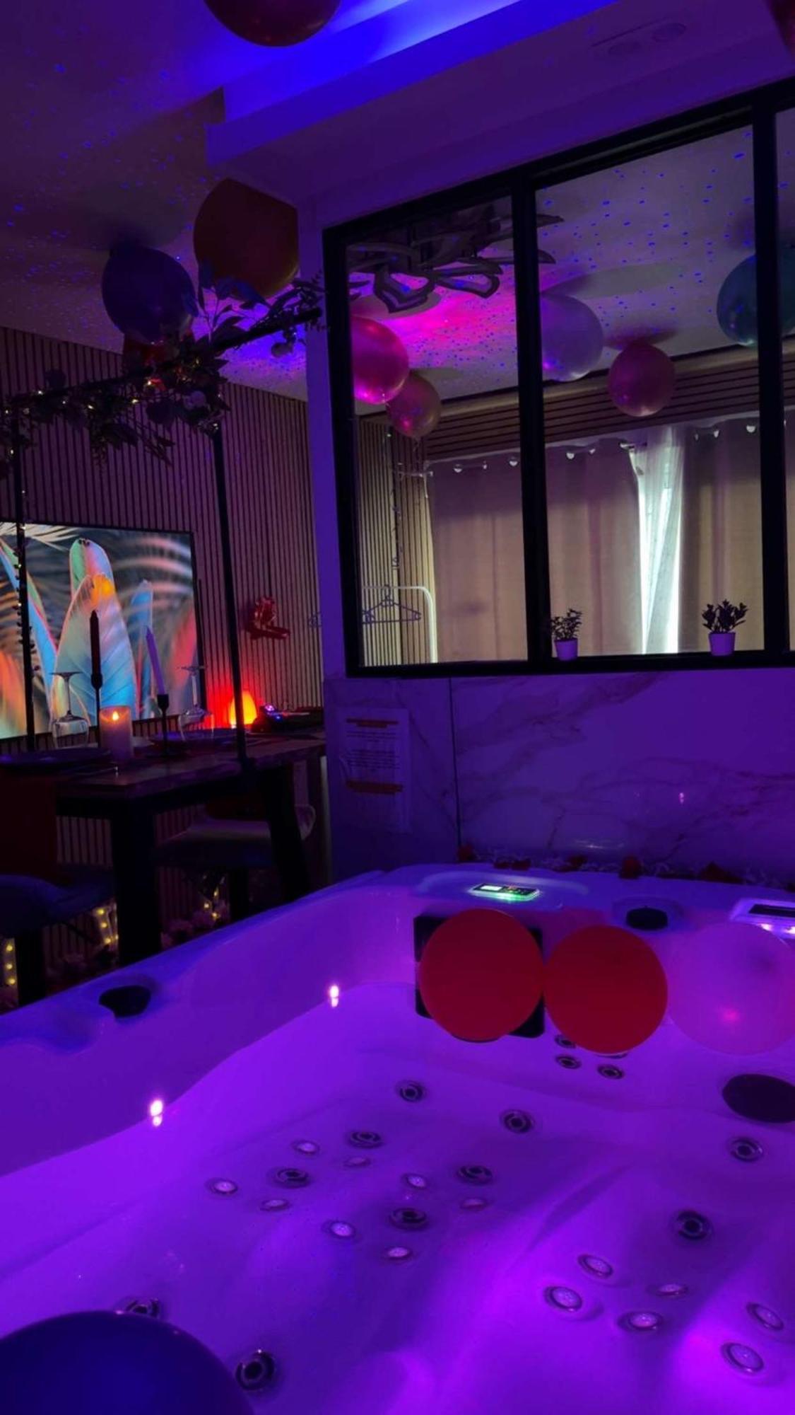 Love Room Nantais Nantes Exterior photo