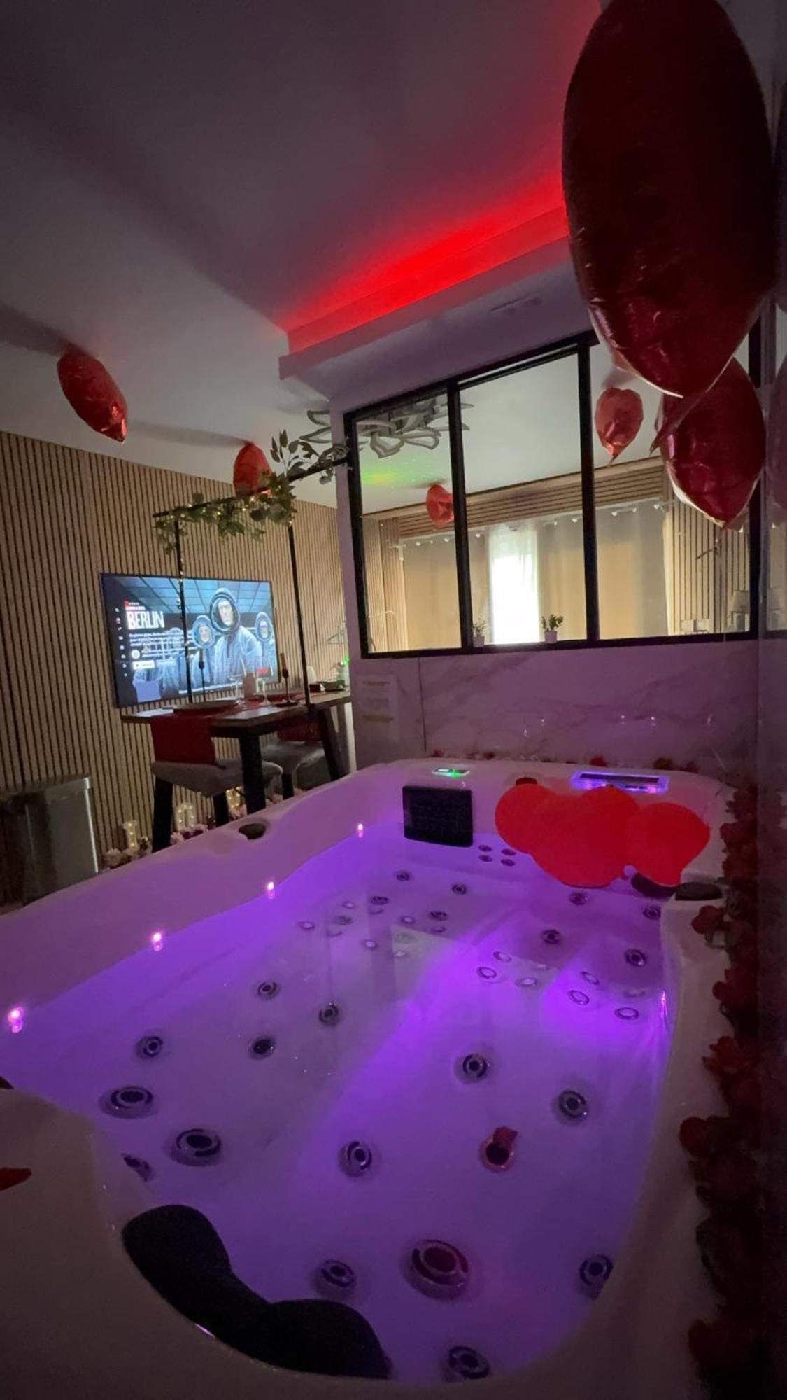 Love Room Nantais Nantes Exterior photo